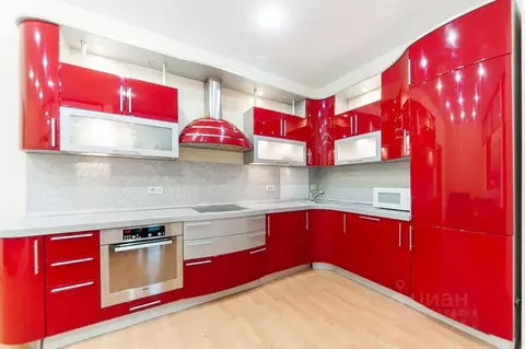 3-к кв. Москва ул. Бажова, 24к2 (92.1 м)