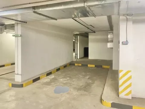 Гараж в Москва ул. Академика Виноградова, 1к2 (25 м)