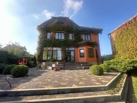 Дом в Ростовская область, Ростов-на-Дону Водоотводный пер., 11 (341 м)