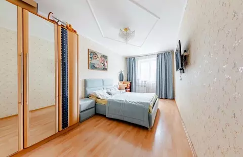 3-к кв. Санкт-Петербург просп. Луначарского, 1К1 (73.0 м)