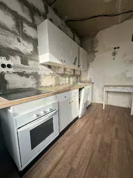 Продается 2-комнатная квартира