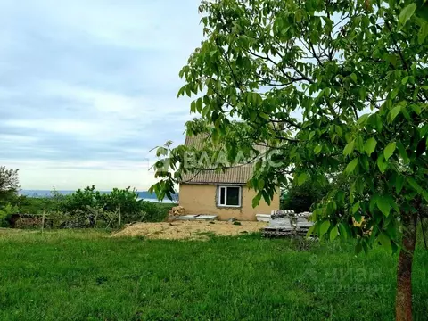 Дом в Крым, Симферопольский район, Добровское с/пос, Медик-Плюс СПК ...