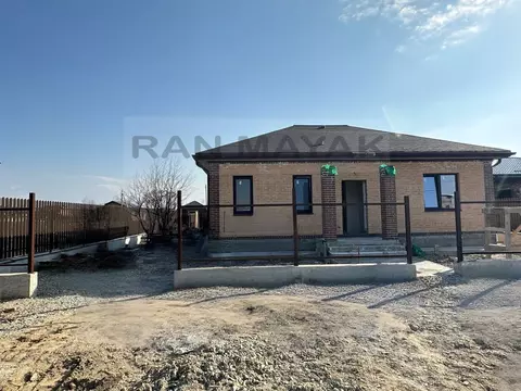 Дом в Адыгея, Майкоп ул. Сергея Сивикьяна, 7 (100 м)