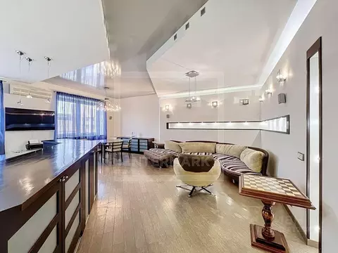 4-к кв. Москва ул. Красная Пресня, 7 (120.0 м)