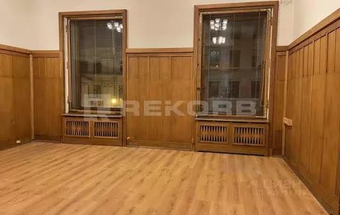 Офис в Санкт-Петербург Большая Морская ул., 3-5 (27 м)