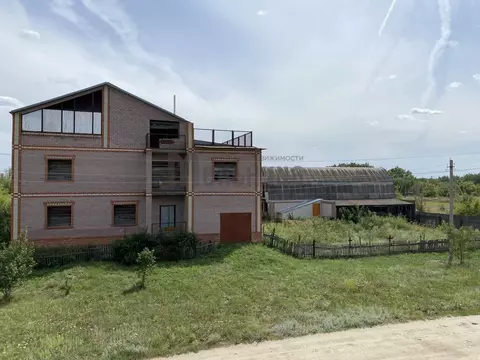 Коттедж в Волгоградская область, Жирновский район, Медведицкий рп ул. ...