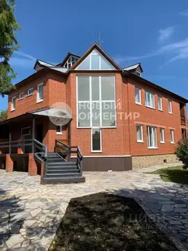 Коттедж в Свердловская область, Белоярский муниципальный округ, с. ...