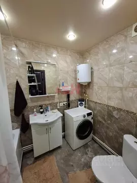 2-к кв. Омская область, Омск Городок Нефтяников мкр, ул. Энтузиастов, ...