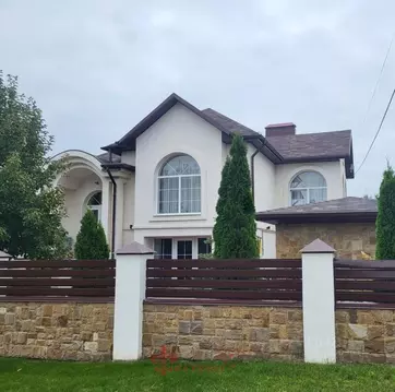 Дом в Белгородская область, Белгородский район, Тавровское с/пос, с. ...