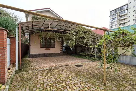 Дом в Краснодарский край, Краснодар Брянская ул., 45 (130 м)