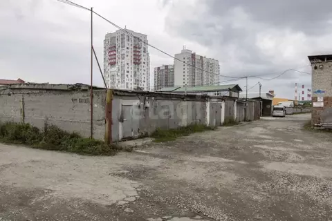 Гараж в Тюменская область, Тюмень ул. 50 лет Октября, 79 (19 м)