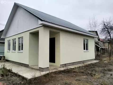 Дом в Энгельсский район, Красноярское муниципальное образование, СНТ ...