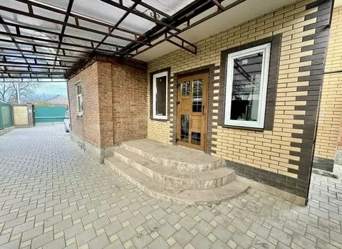 Дом в Ростовская область, Неклиновский район, с. Покровское Миусская ...