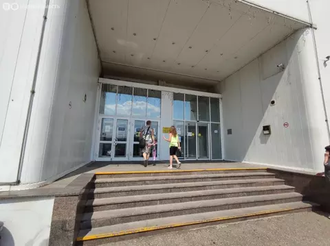 Торговая площадь (282 м)