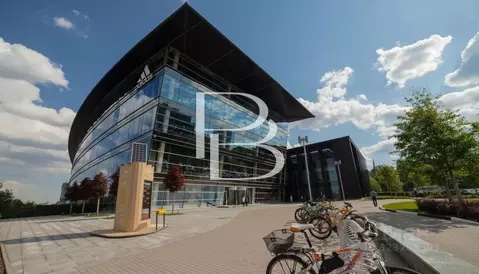 Офис в Москва Крылатская ул., 17к2 (190 м)