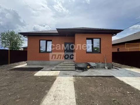 Дом в Краснодарский край, Динской район, Старомышастовская ст-ца ул. ...