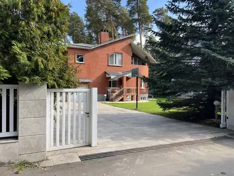 Коттедж в Московская область, Одинцовский городской округ, Красная ...