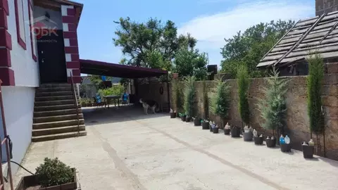 Дом в Крым, Сакский район, с. Уютное ул. Садовая (107 м)