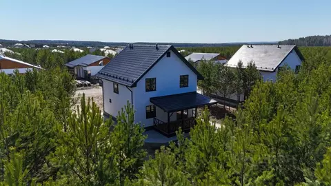 Дом в Свердловская область, Белоярский муниципальный округ, пос. ...