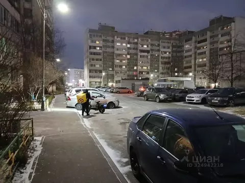 2-к кв. Татарстан, Казань ул. Хайдара Бигичева, 24/45 (52.5 м)