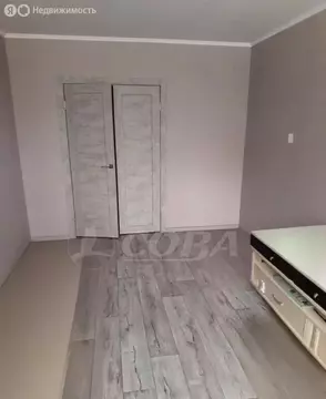 3-комнатная квартира: Тюмень, улица Пермякова, 25 (64.3 м)
