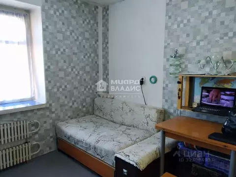 Комната Омская область, Омск Порт-Артур мкр, ул. 4-я Марьяновская, 4 ...