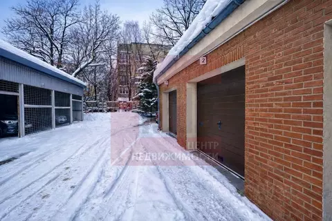 Гараж в Калининградская область, Калининград ул. Сержанта Колоскова, ...
