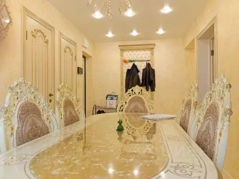 2-к кв. Волгоградская область, Волгоград ул. Маршала Еременко, 114 ...