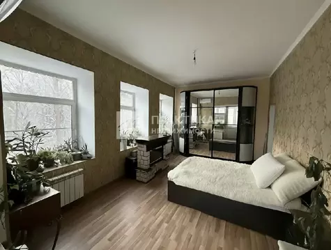 Продается 2-комнатная квартира