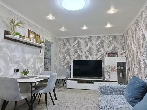 4-к кв. Челябинская область, Челябинск ул. Дзержинского, 16 (80.0 м)