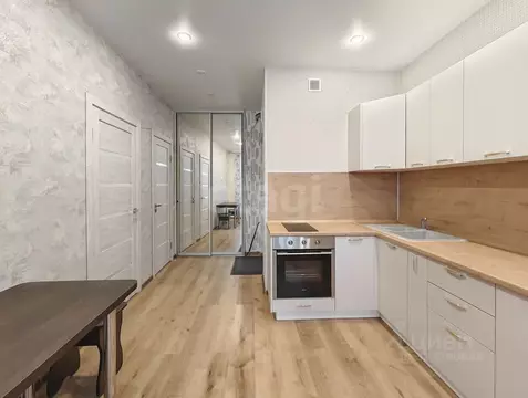 1-к кв. Тюменская область, Тюмень ул. Сергея Свиридова, 5 (34.0 м)