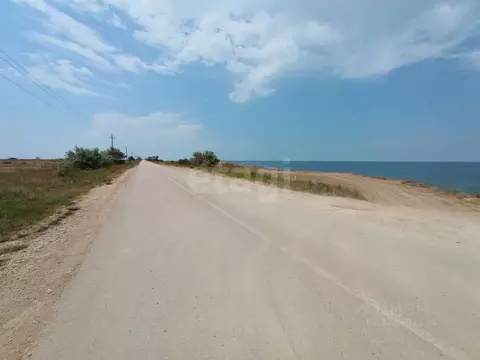 Участок в Крым, Ленинский район, Семисотское с/пос, с. Каменское ул. ...