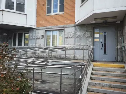 Торговая площадь в Москва ул. Льва Яшина, 9 (49 м)