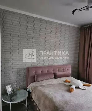 Продается 4-комнатная квартира