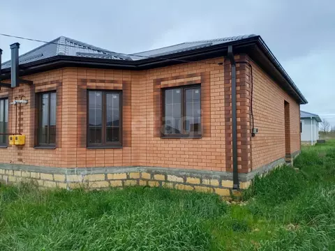 Дом в Ставропольский край, Михайловск Шпаковский район, ул. Обильная ...