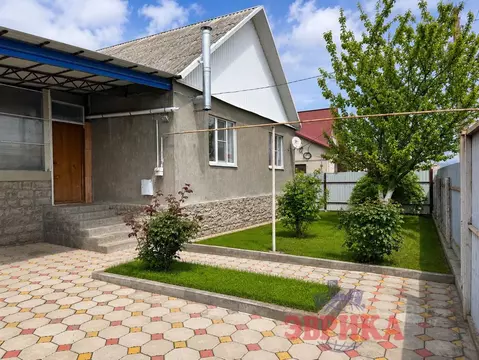 Дом в Краснодарский край, Крымск ул. Красной Розы (74 м)