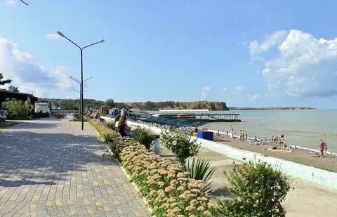 Участок в Крым, Бахчисарайский район, Ароматненское с/пос, с. ...