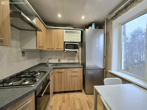 3-комнатная квартира: Ступино, улица Чайковского, 27 (53.8 м)