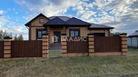 Дом в Белгородская область, Яковлевский муниципальный округ, с. ...