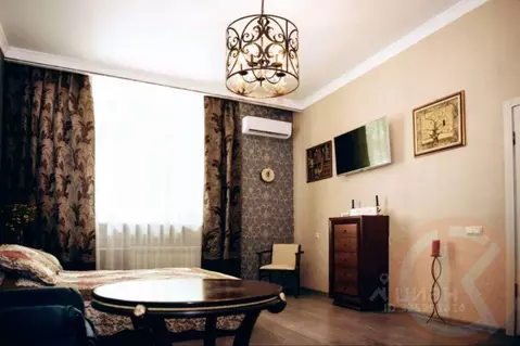 2-к кв. Крым, Евпатория просп. Победы, 55 (80.0 м)