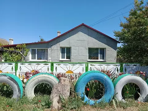 Дом в Крым, Сакский район, с. Вересаево ул. Молодежная, 38 (72 м)