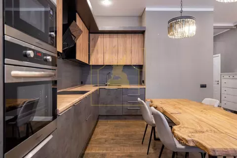 4-к кв. Санкт-Петербург ул. Стахановцев, 19 (95.0 м)