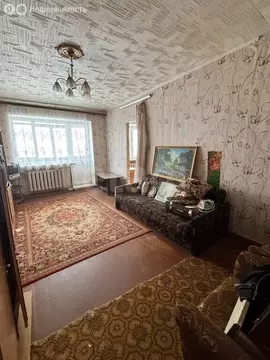 2-комнатная квартира: Богородицк, улица Коммунаров, 105 (46.3 м)