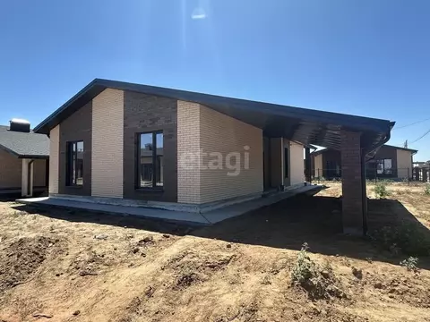 Дом в Астраханская область, Приволжский район, пос. Кирпичного Завода ...