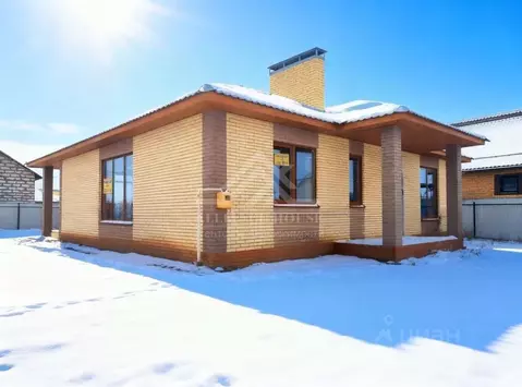 Дом в Татарстан, Лаишевский район, Кирбинское с/пос, д. Травкино ул. ...