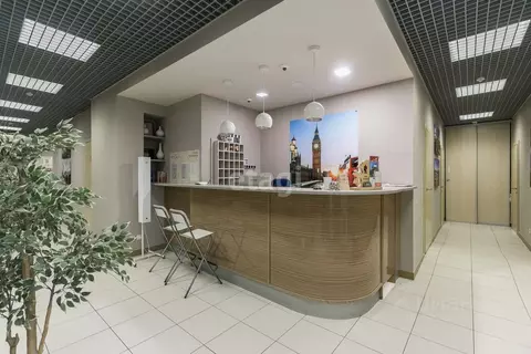 Помещение свободного назначения в Тюменская область, Тюмень ул. ...