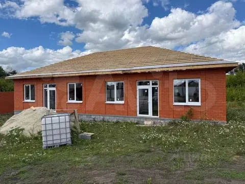 Дом в Белгородская область, Строитель Яковлевский городской округ, ул. ...