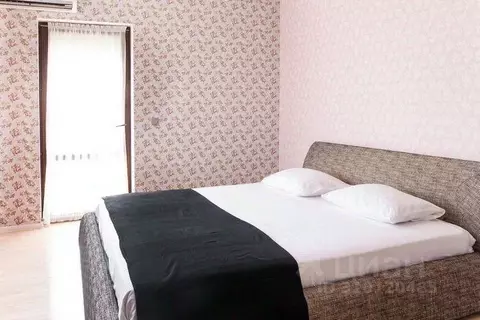 2-к кв. Тюменская область, Тюмень ул. Максима Горького, 68к1 (60.0 м)