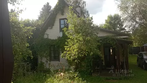 Дом в Ленинградская область, Выборгский район, Рощино пгт ул. Полевая, ...