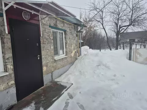 Дом в Саратовская область, Петровск ул. Братьев Костериных, 89 (88 м)